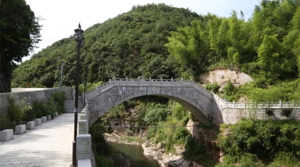 ���ޣ���������������������������������ҵ��Ǯ50��